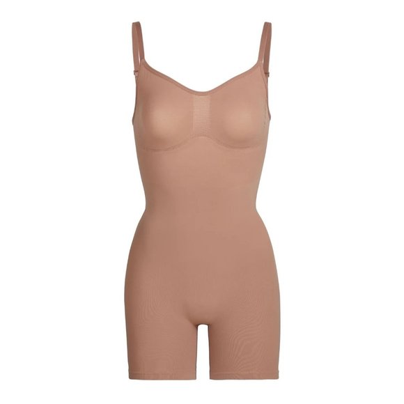 SKIMS Sculpting Bodysuit Mid Thigh Open Gusset NEW Shapewear Sienna S/M - Picture 12 of 12